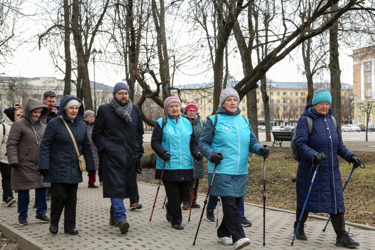 На площади Победы-Софийская в Великом Новгороде состоялся День здоровья